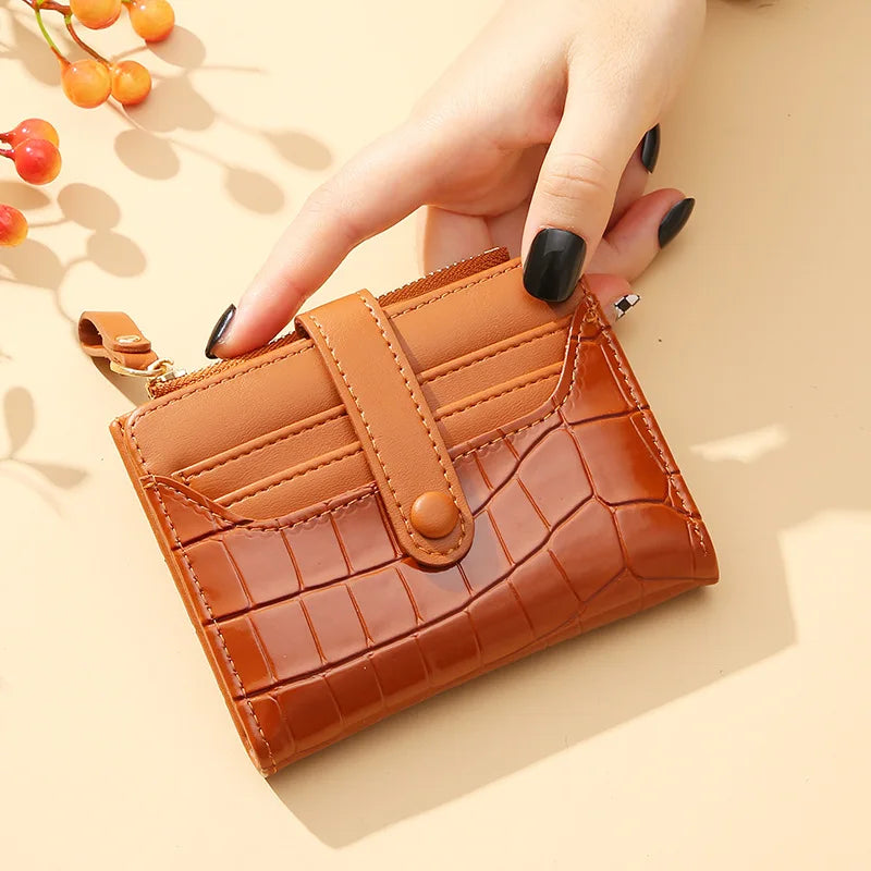 Small Leather Clip Wallet